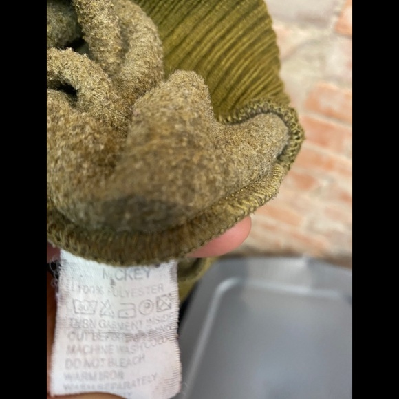 Sweater - Picture 4 of 4